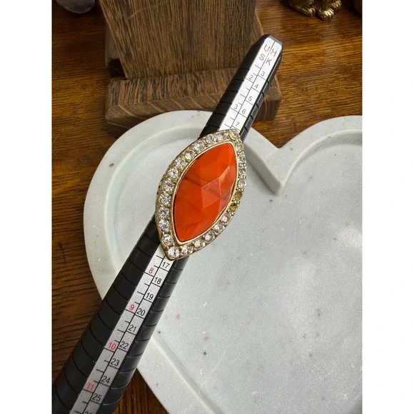 Gold Tone Orange Marquise Resin Rhinestone Leaf Engraved Statement Ring Size 7.5 - Picture 2 of 10